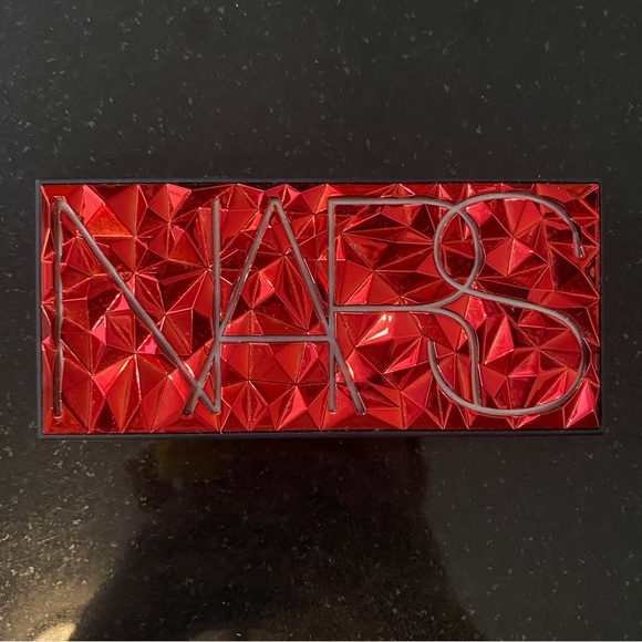 NARS heartbreaker cheek palatte - Picture 1 of 3